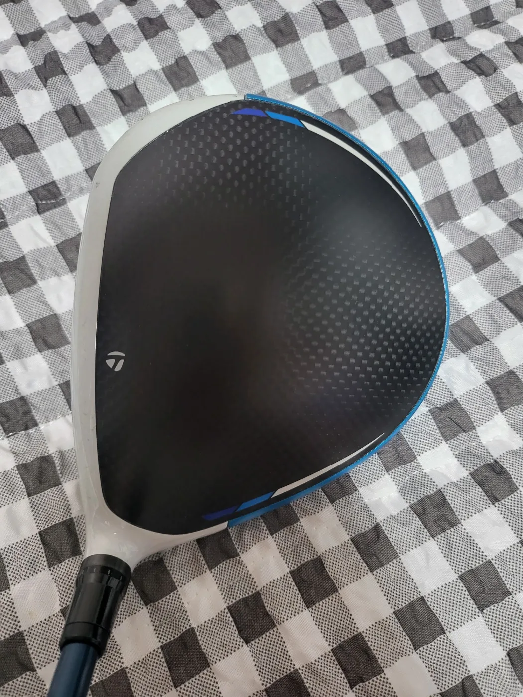 테일러메이드 SIM2 MAX 드라이버