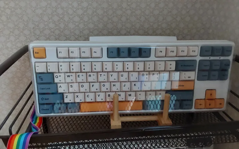 닌자87 기계식 키보드 유선(중고) 판매합니다