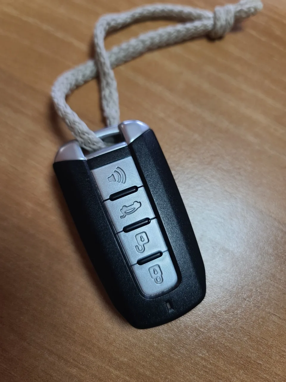 중고 코란도C 스마트키 자동차열쇠 판매합니다