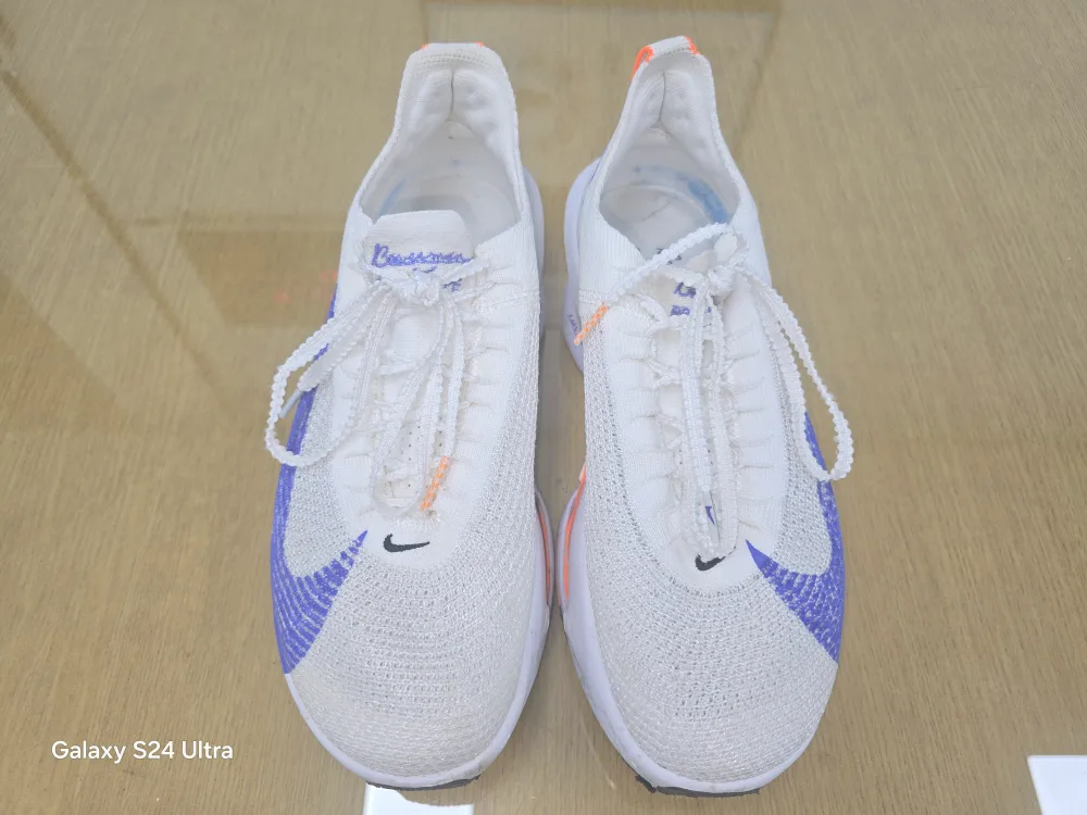 나이키 알파플라 넥스트 사이즈 260(265 분이 신어야 할듯)