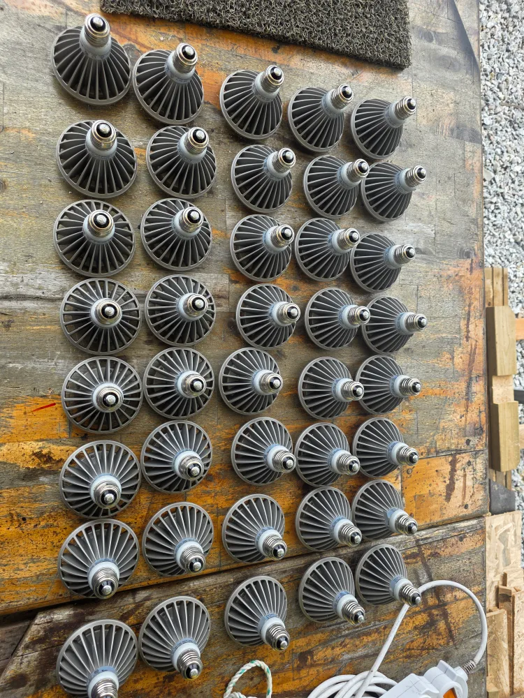 LED전구 [전구색] 10w 40개