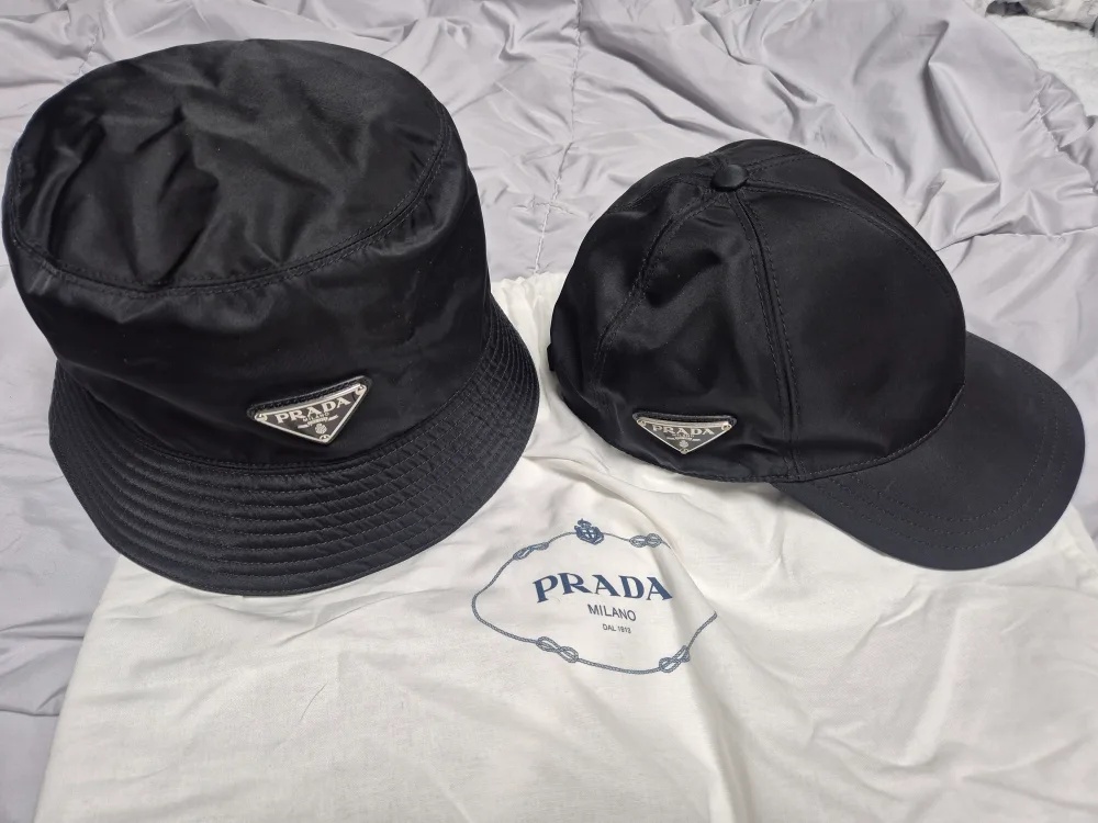 프라다 리나일론 베이스 볼캡M & 버킷햇L