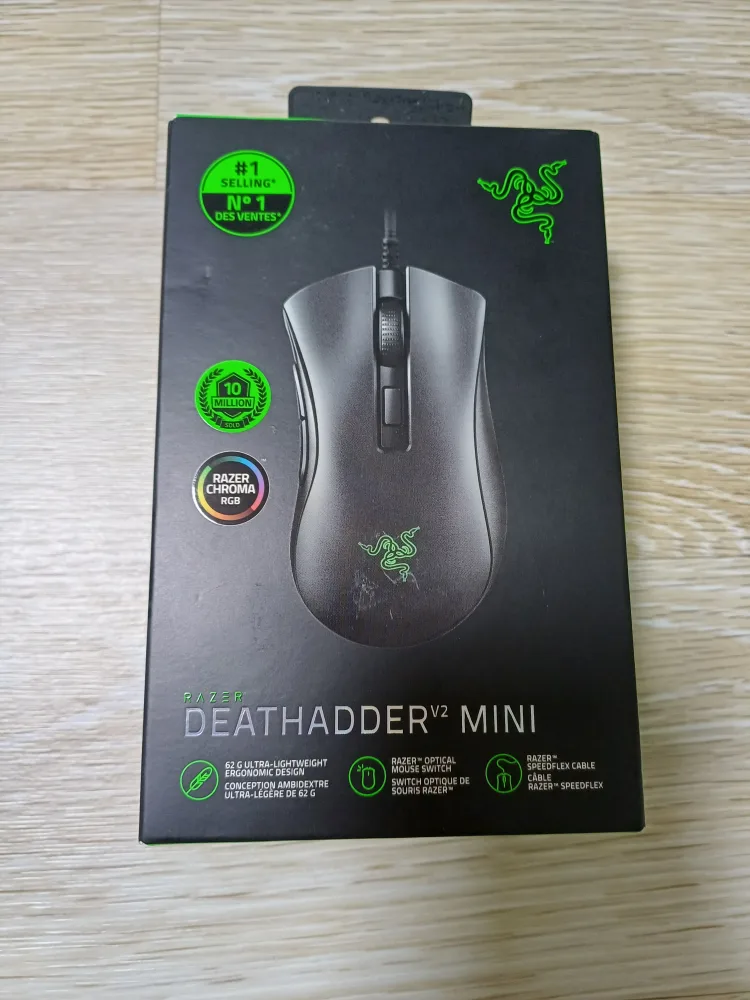 레이저 데스에더 V2 미니 마우스 팝니다