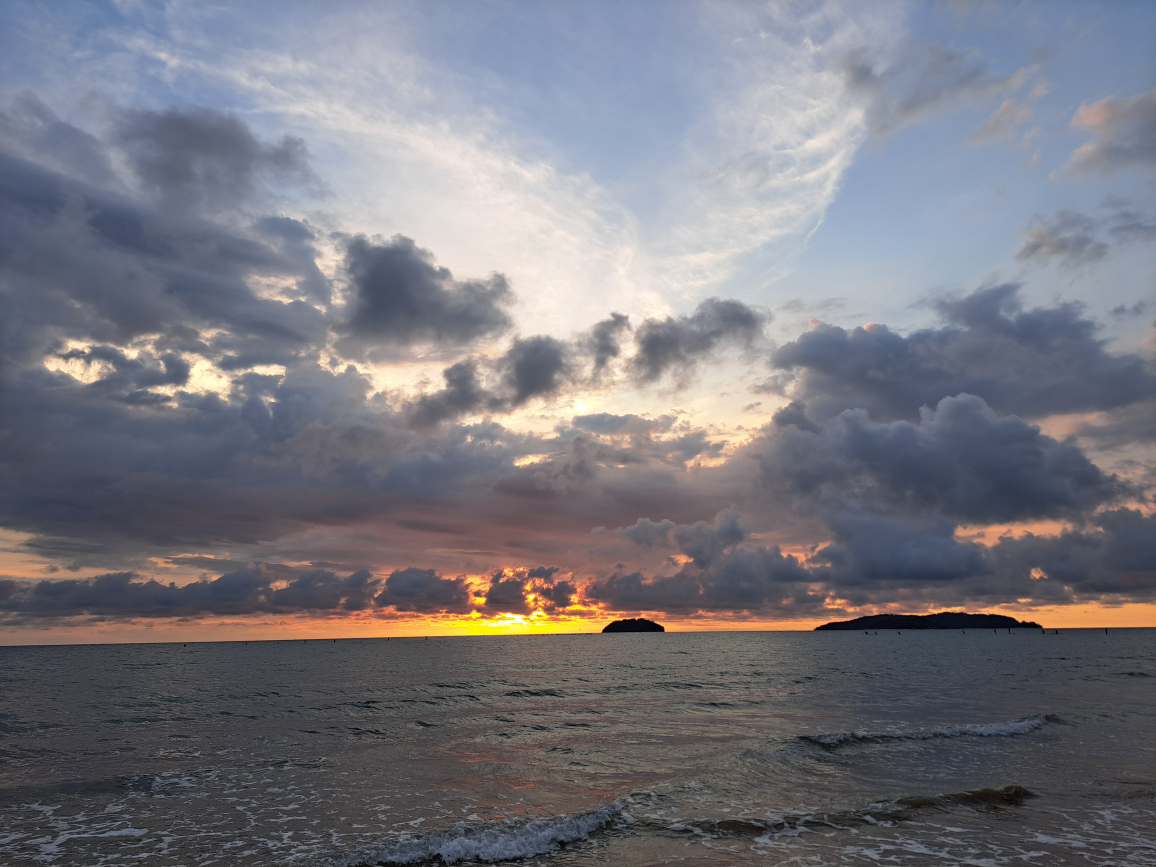 8000 대만 달러 팝니다