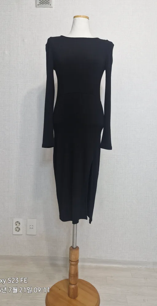 블랙 슬릿 롱 원피스