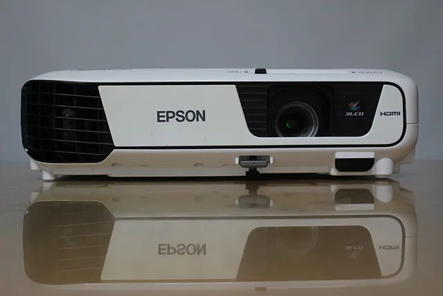 엡손 EB-S41  3300안시 A급 빔프로젝터