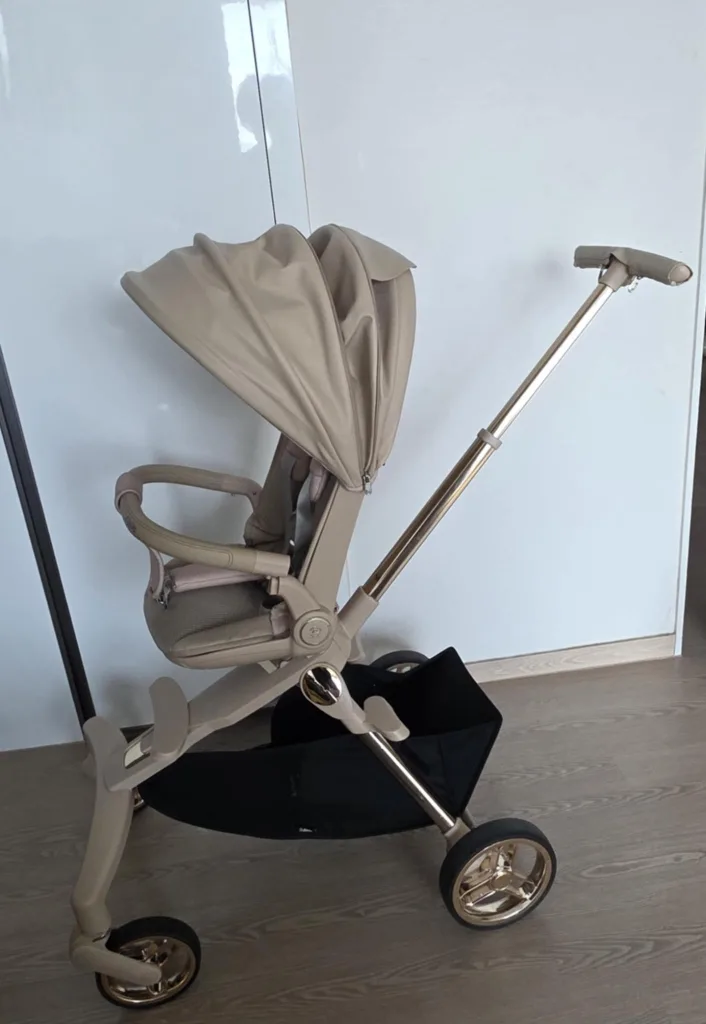 [중고] 여행 갈 때 편리한 에이블 트라이크 유모차