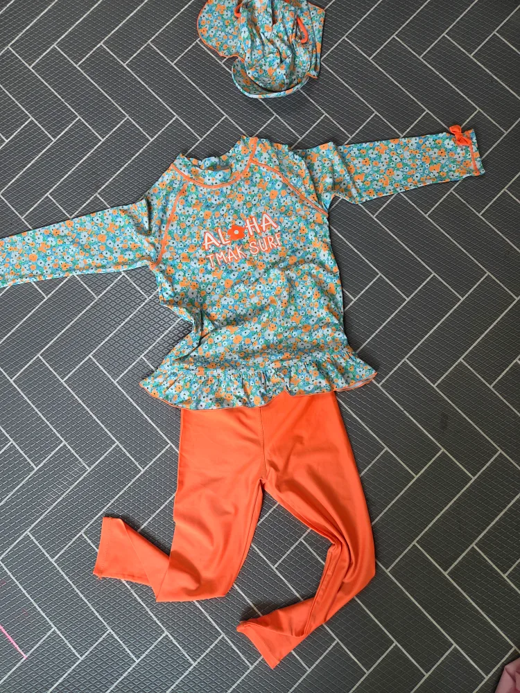 TMak 여아 래쉬가드 세트