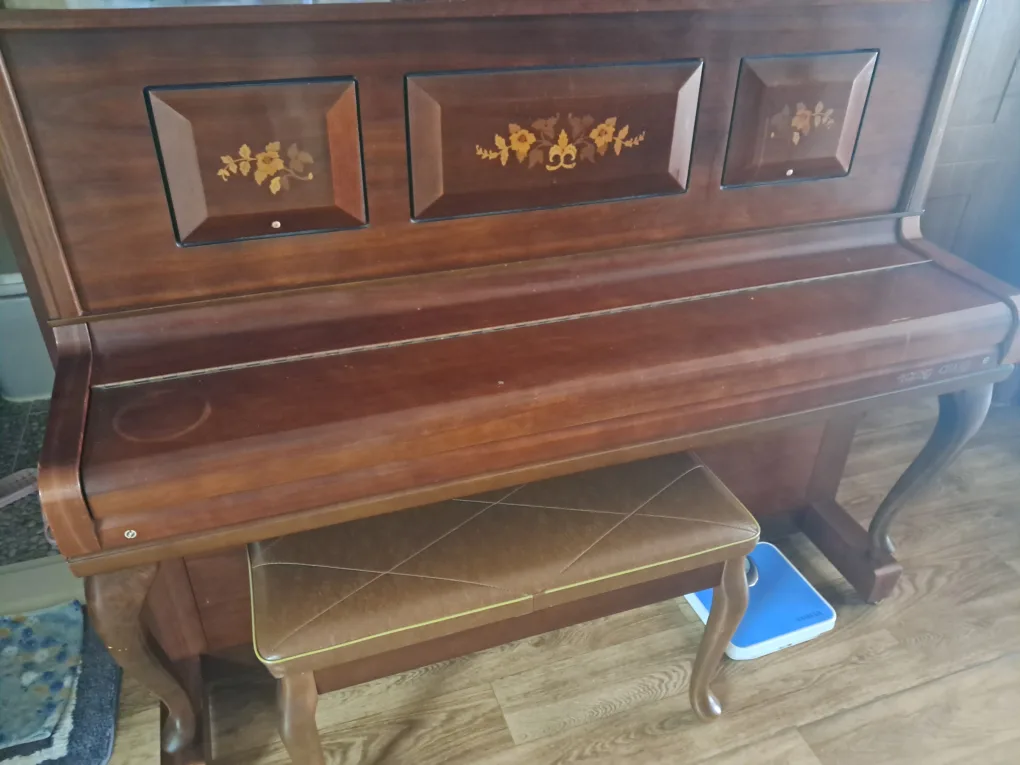 영창 중고 피아노