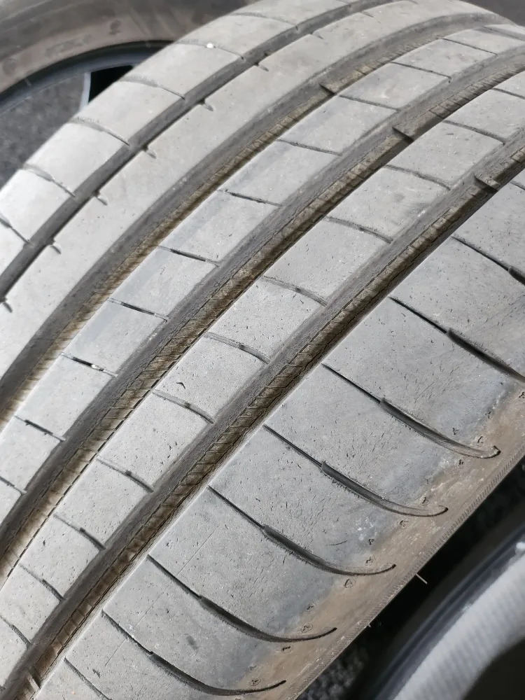 2454518 굳이어 중고 한셋트 