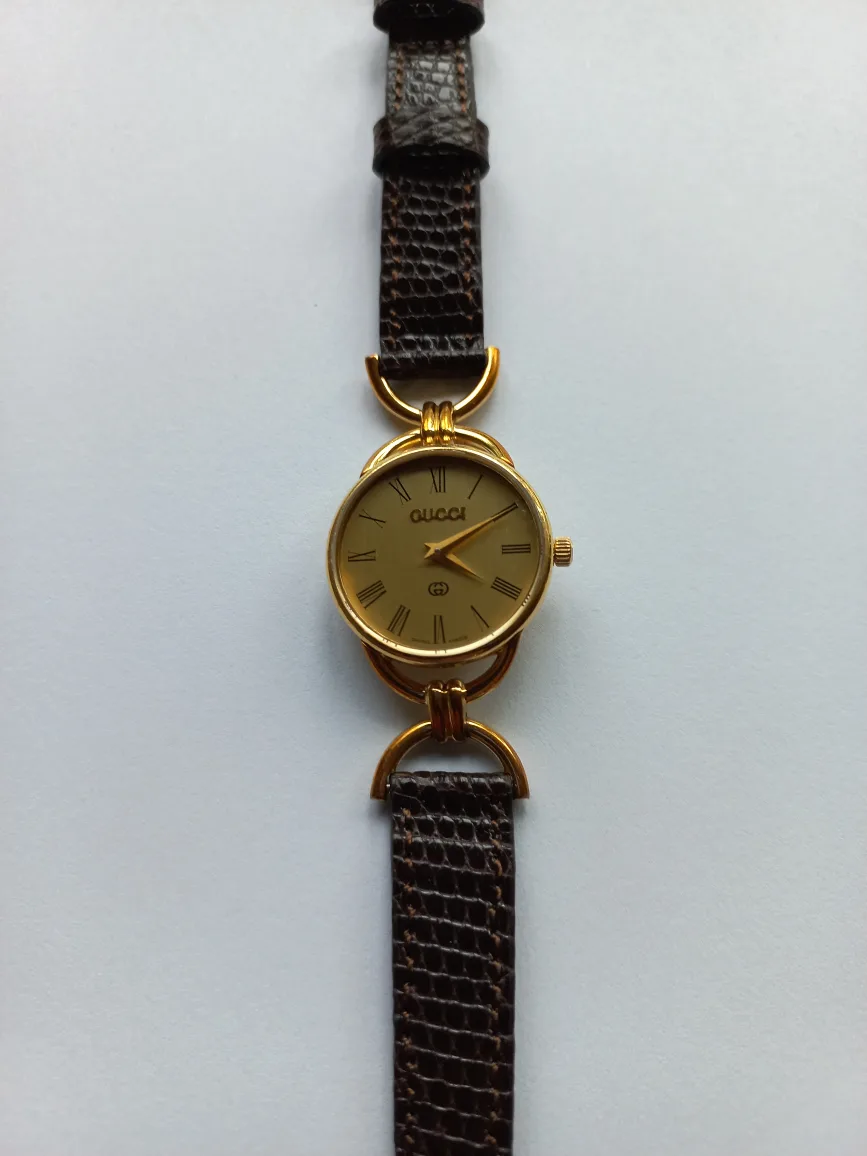 구찌(Gucci) 시계 팝니다.