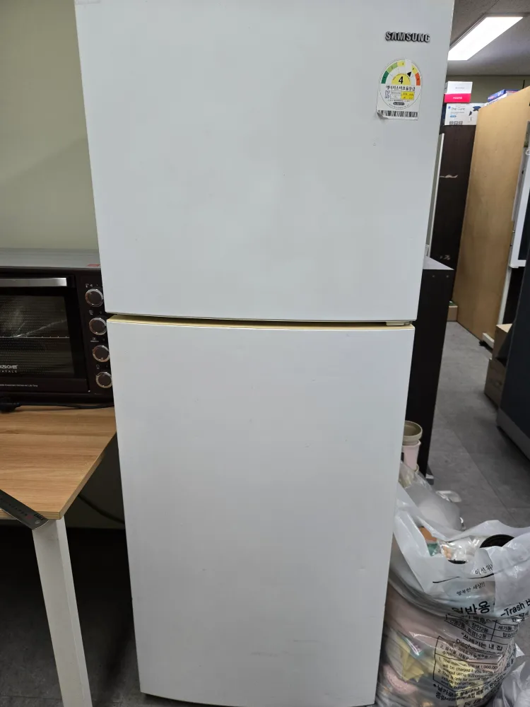 삼성 2도어 냉장고 화이트