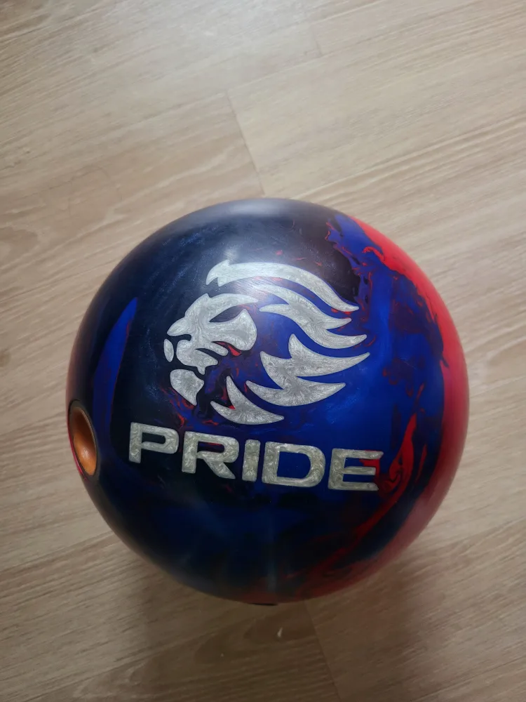 모티브 프라이드 리버티 15p 볼링공 판매합니다