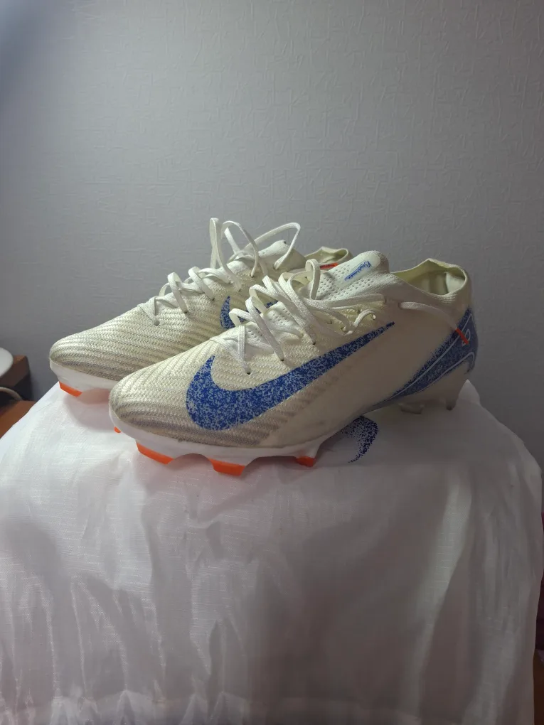 나이키 줌 베이퍼 16 엘리트 FG 270 보급형