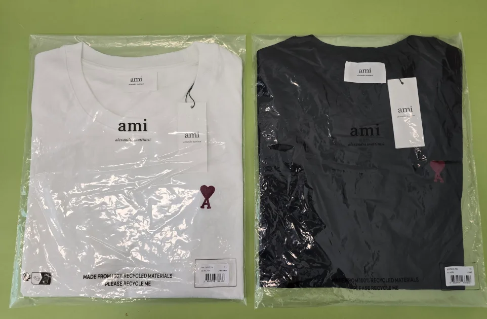AMI 반팔티 새상품 화이트/블랙