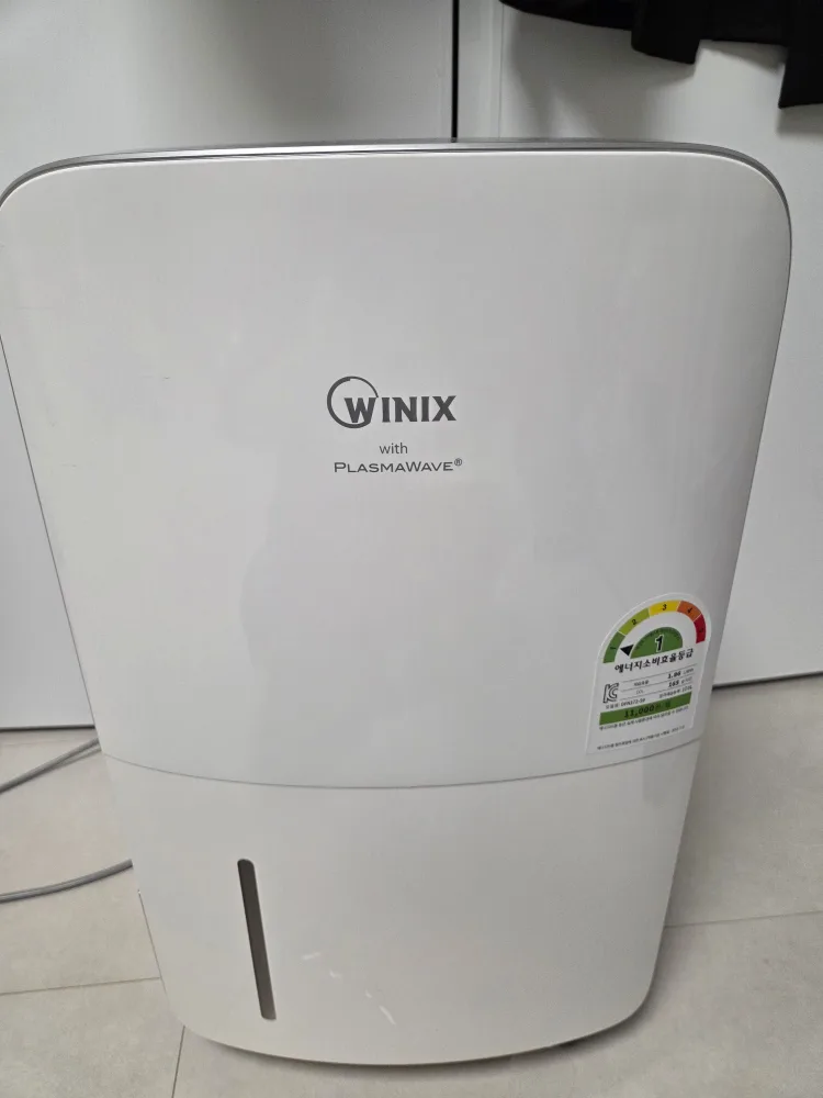 위닉스 제습기 DFN172 S9