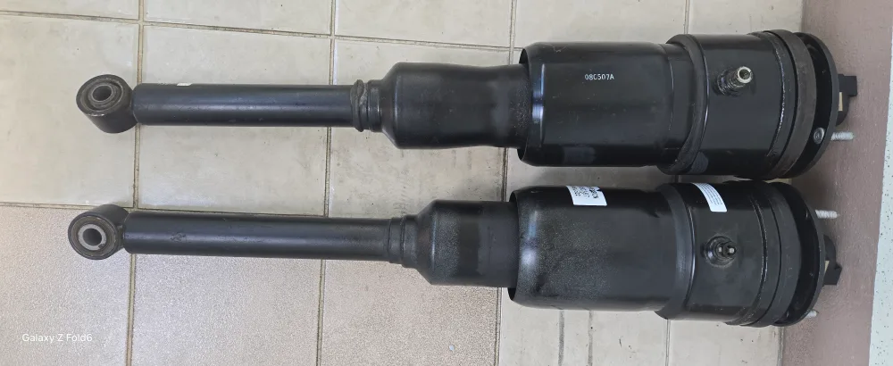 렉서스 LS460리어 중고 좌.우 에어쇼바