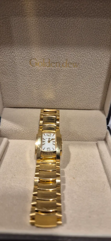 불가리 아씨오마 18k여성시계 (급매)