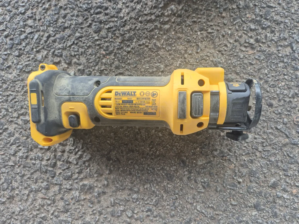 디월트 중고 로타리해머드릴 멀티커커 컷쇼 등등 공구 팝니다