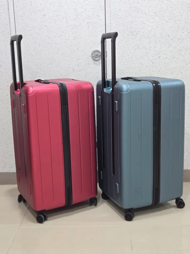 캐리어28" 푸른색상 팔아요