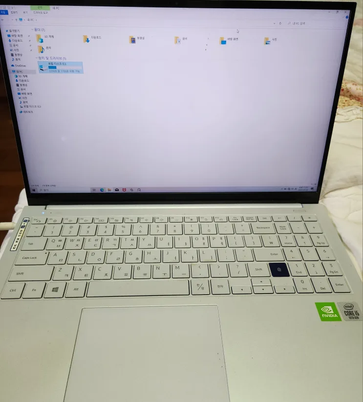 삼성 노트북9 NT950XCJ-X58