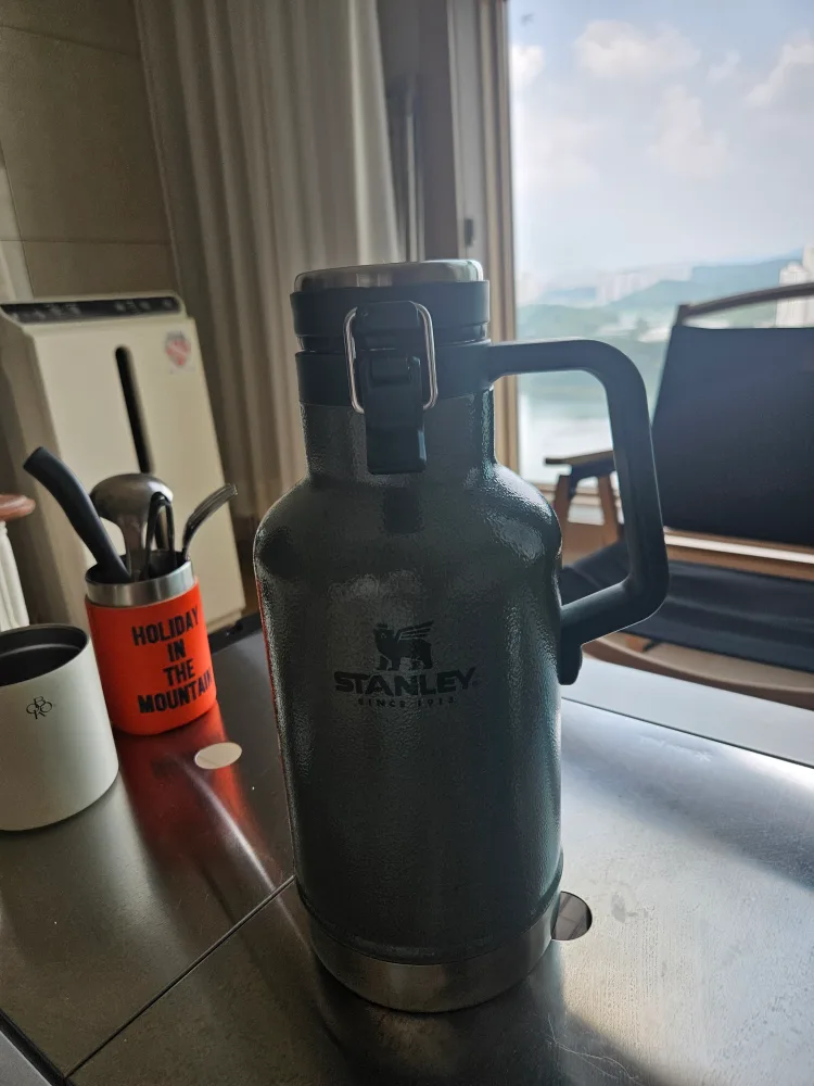 스탠리 보냉물병(맥주병)