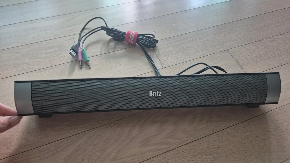 브리츠 사운드바 스피커