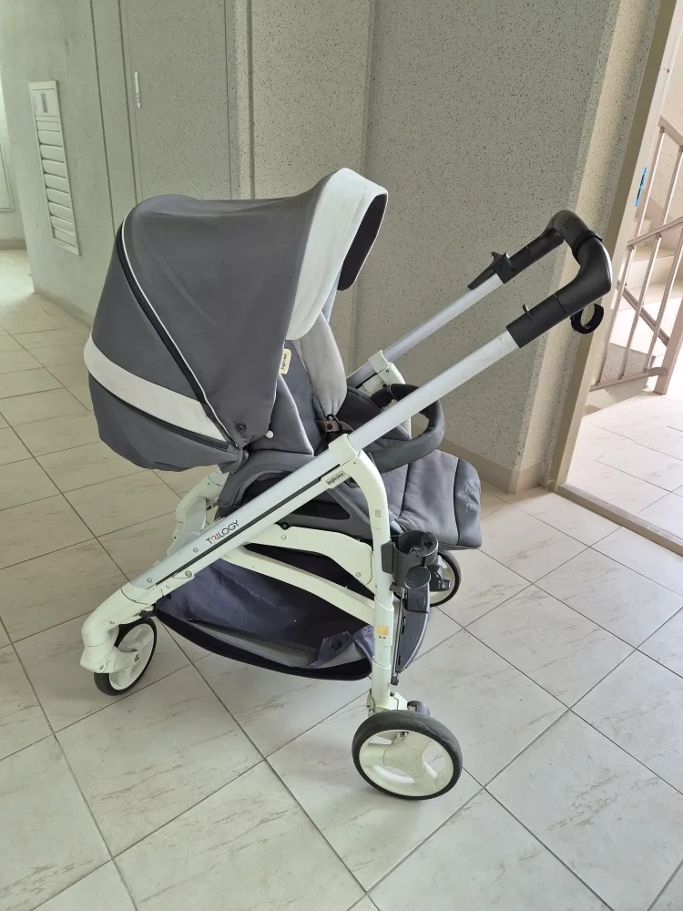 잉글레시나 트릴로지 유모차