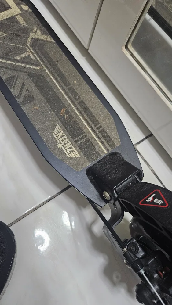 킨즈 프로 킥보드