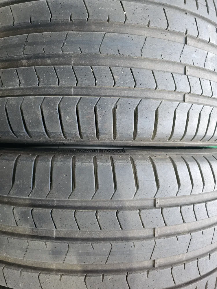 피렐리 피제로 2454020 중고타이어 팝니다