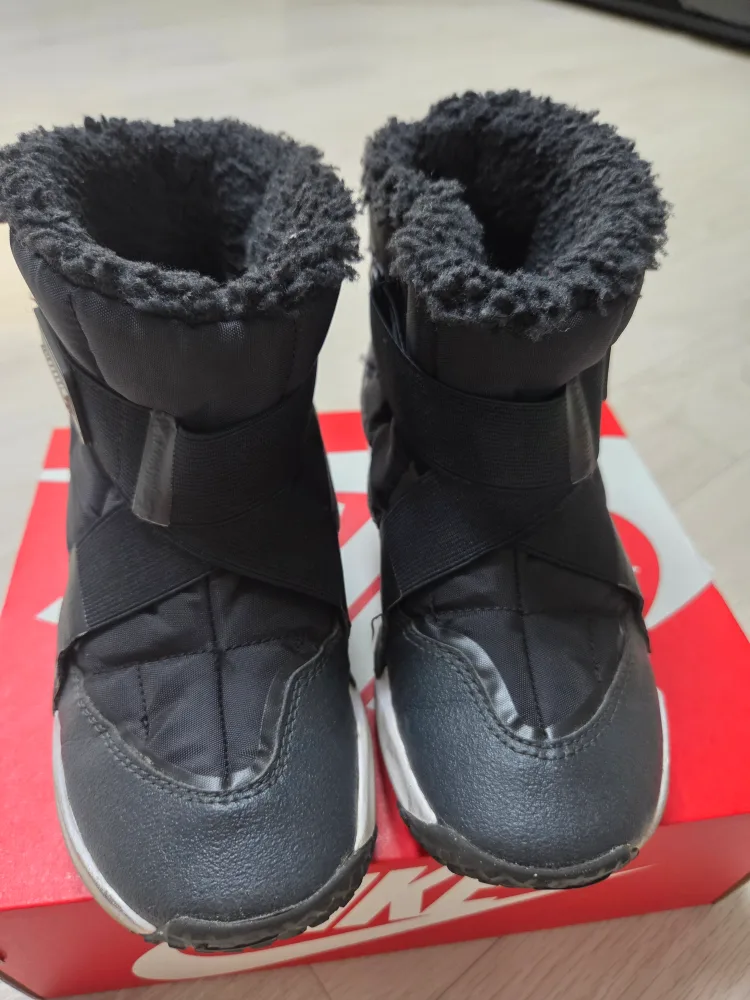 나이키 아동 방한 부츠