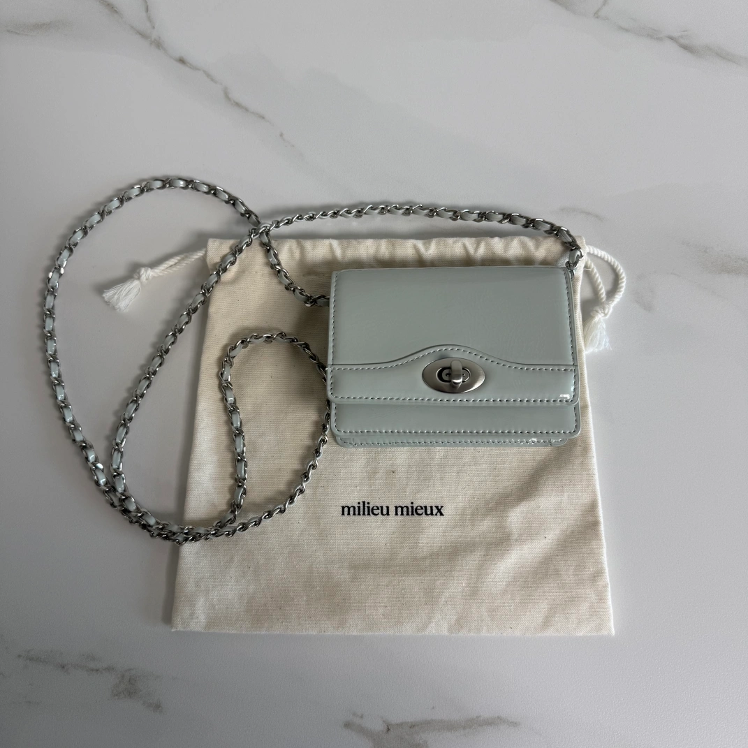 밀리유미유 milieu mieux BÉART BAG MINI | 여성잡화 | 당근 밀리유미유 milieu mieux BÉART BAG MINI | 여성잡화 | 당근