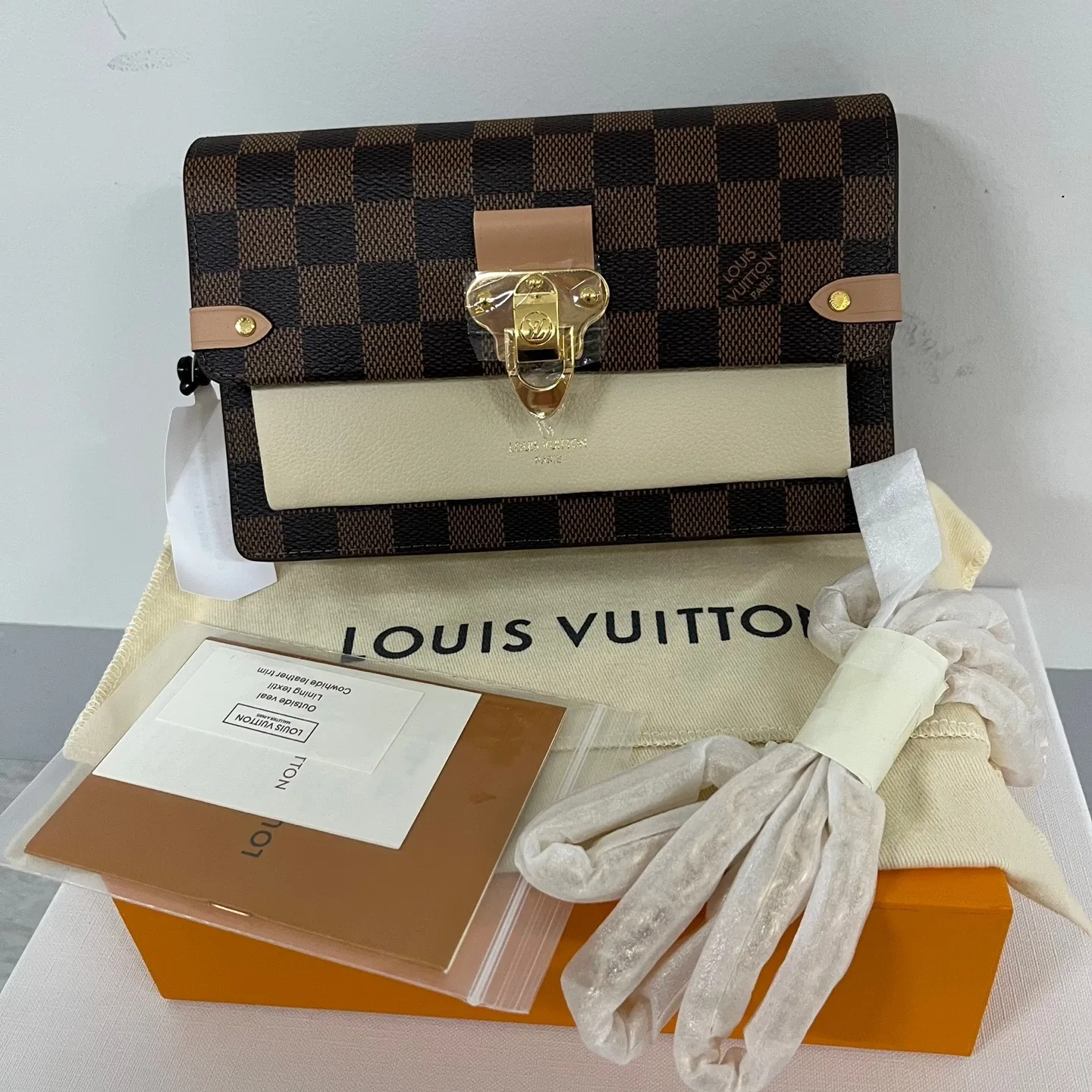 루이비통 다미에 체인 미니 크로스백