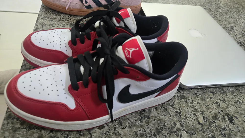나이키 에어 조던 1 로우 G / 조던1 로우 골프 시카고 / 250  컨디션A / 신발 / 운동화 / 스니커즈