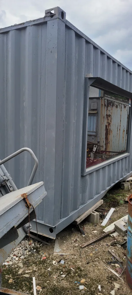 컨테이너중고4m5m1대노레방tv없음까지220노레방뻬고180