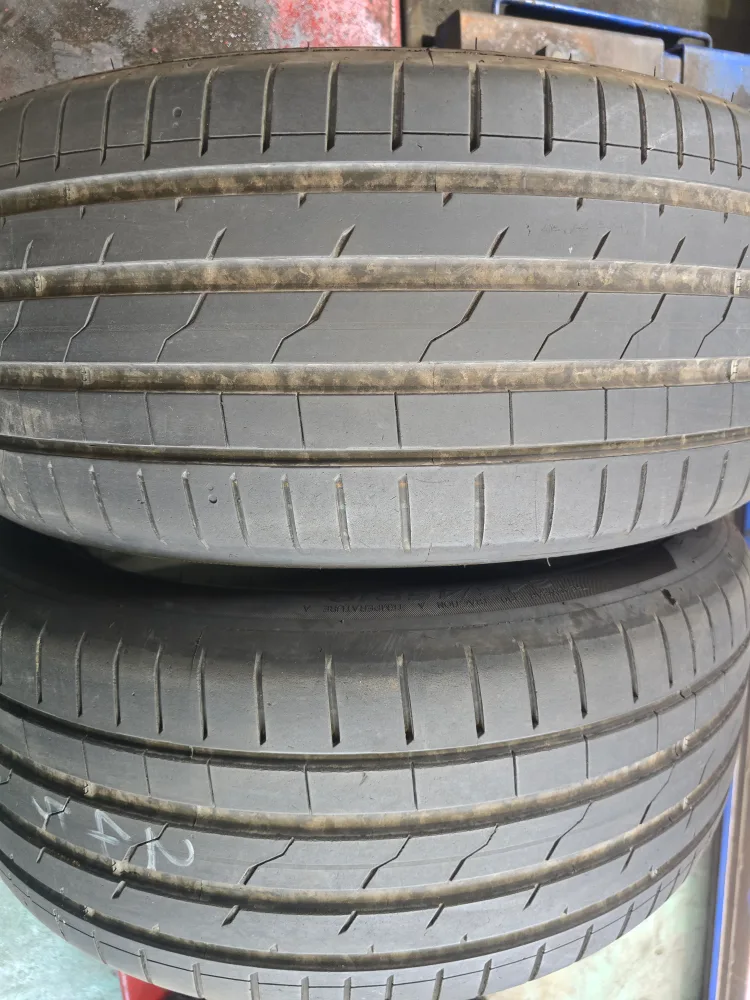 245 45 19 상태좋은 중고타이어