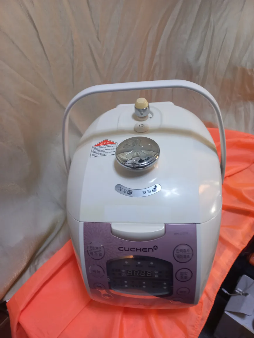 전기압력밥솥 10인용 최상품 깨끗함 밥잘됨