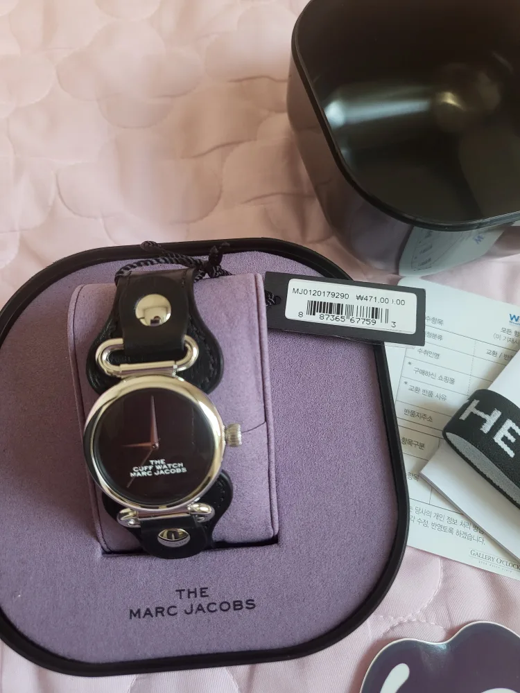 마크 제이콥스 커프 시계 블랙