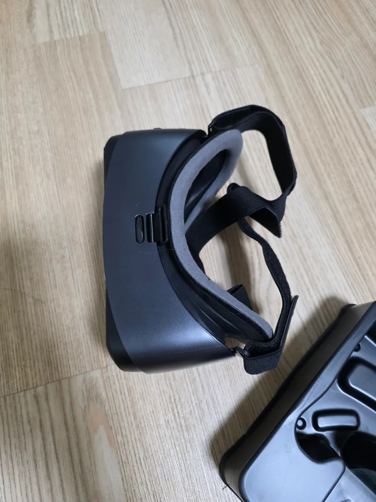 VR 헤드셋(R-3250）팝니다