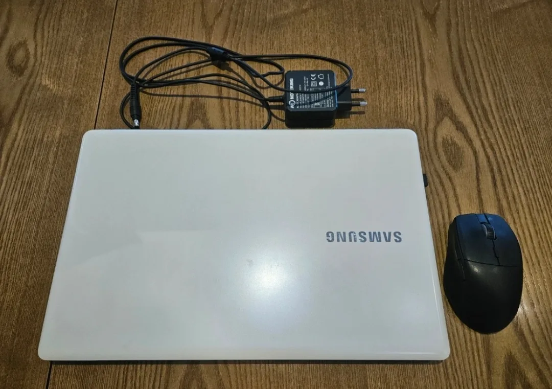 삼성 노트북 i5/8GB
