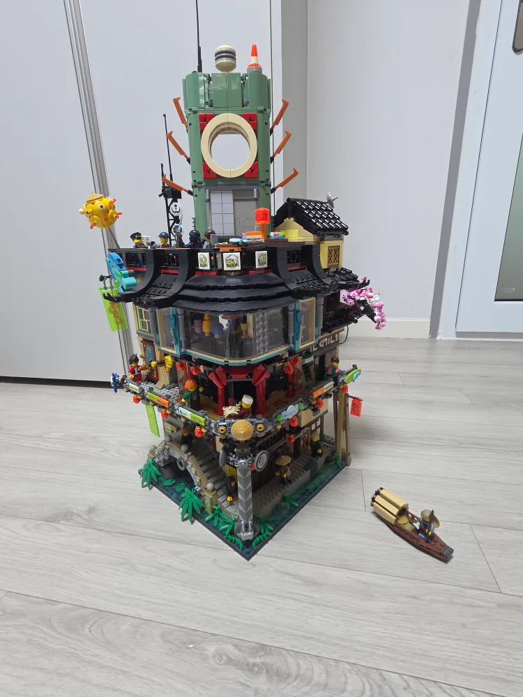 레고 닌자고 70620 정품 중고 제품 팝니다.