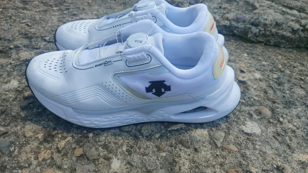 데상트 EnerZite BOA 운동화 240ㅡ245