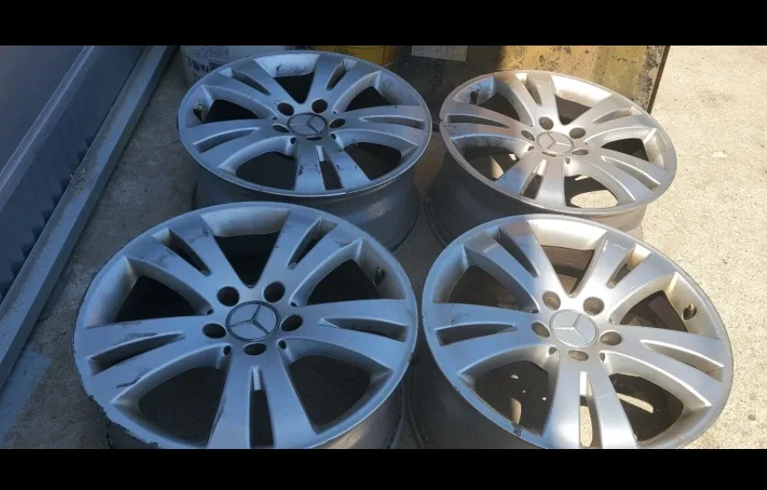 벤츠 C200 17인치 5홀 순정 휠 중고4개