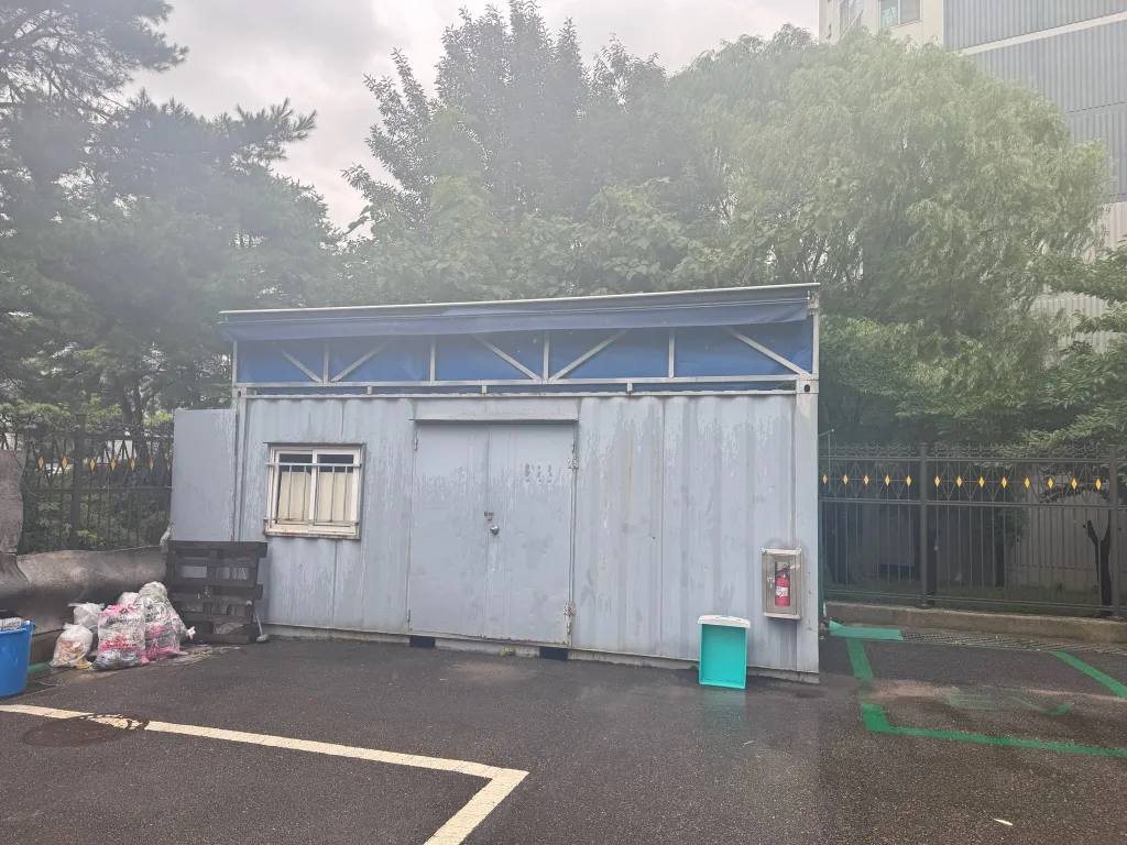 중고컨테이너. 차양막설치 36 컨테이너 창고