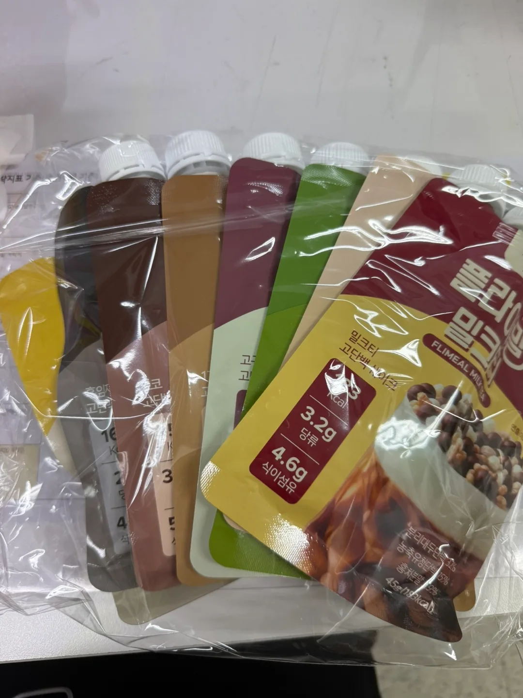 플라이밀 단백질쉐이크