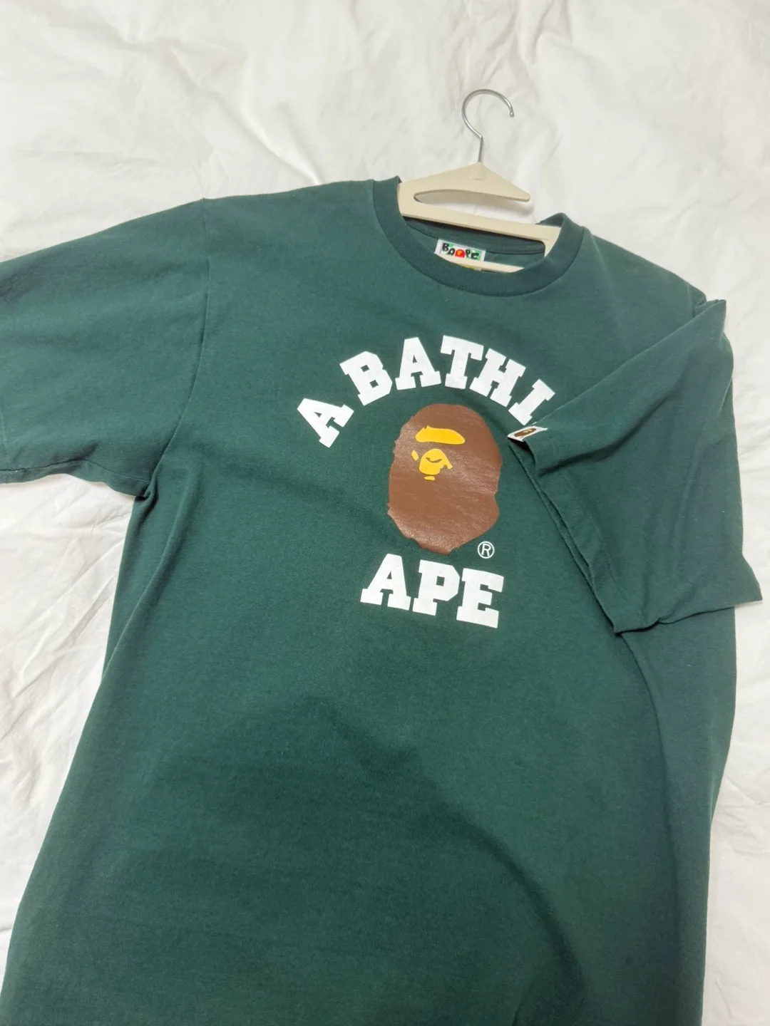 베이프 반팔티_ M 사이즈