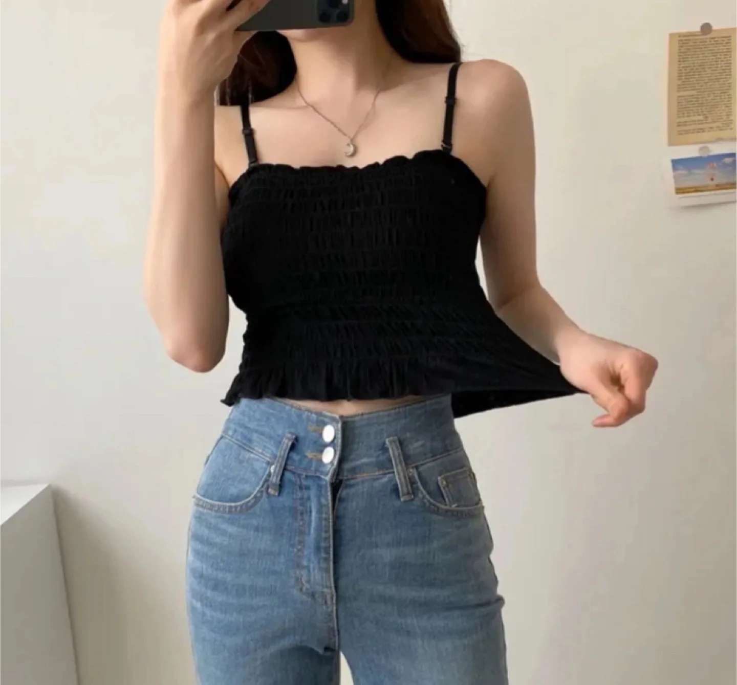 여성 셔링 프릴 크롭 나시 블랙