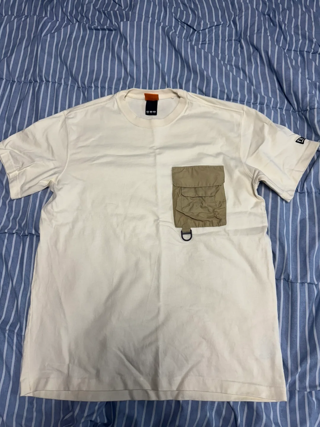 뉴에라 포켓 반팔티 XL