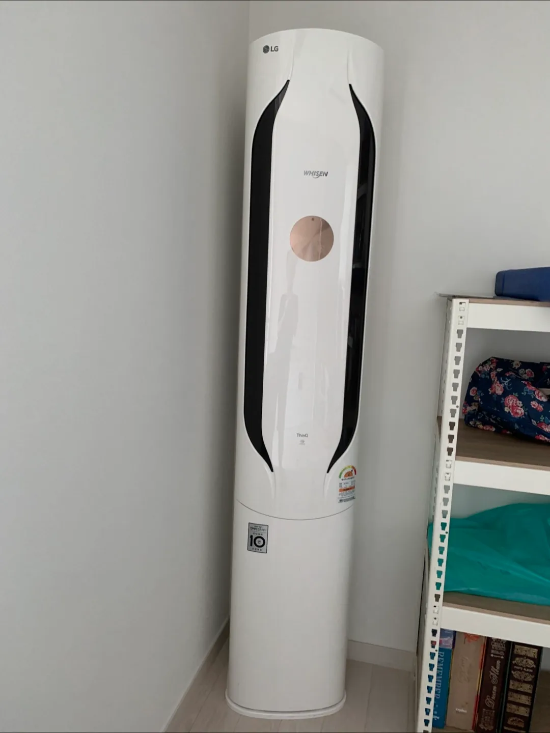 LG 휘센 타워 에어컨 FQ18VAWWTN