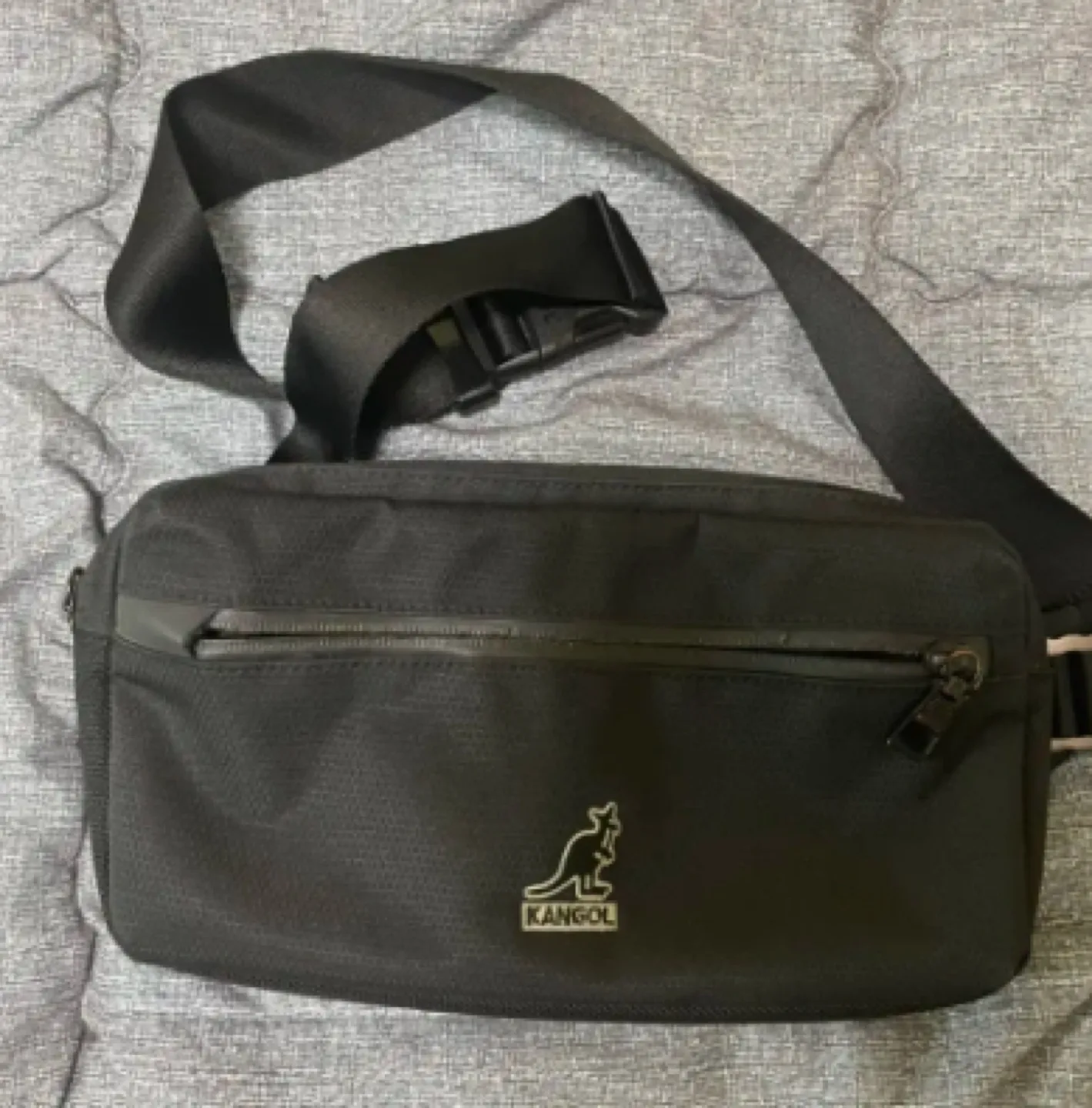 캉골 힙색 중고가방